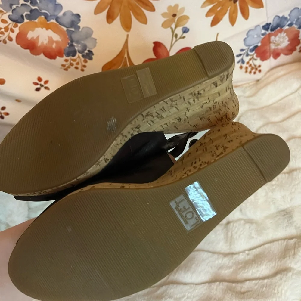 Ann Taylor Loft 6M Womens Tan Black Sprint Summer Cork Wedge Sandals Casual City